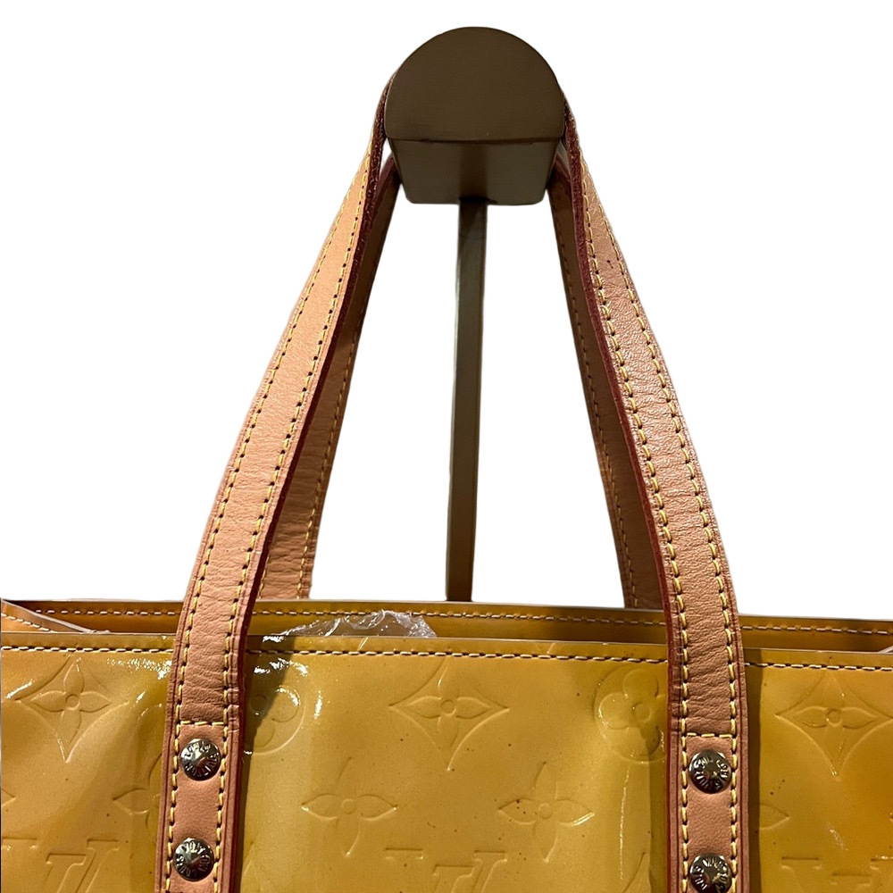 Louis Vuitton LV Vintage Yellow Vernis Reade MM Tote Bag with COA - Picture 6 of 17